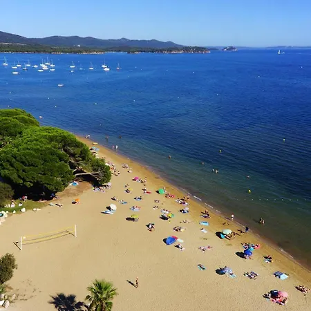 Mazet Felix Pour 6 Personnes Avec Piscine Privee Au Domaine De Valcros A Les Maures Villa La Londe-les-Maures