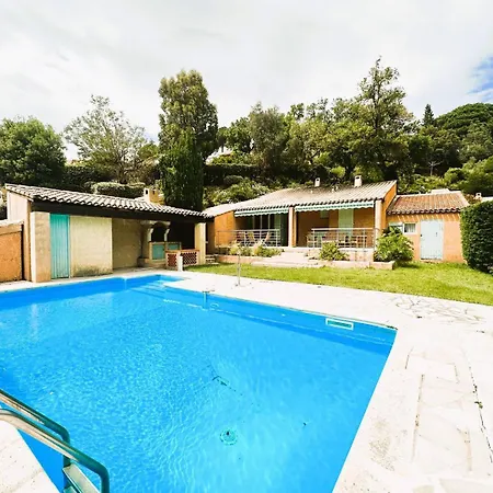 Mazet Felix Pour 6 Personnes Avec Piscine Privee Au Domaine De Valcros A Les Maures Villa *
